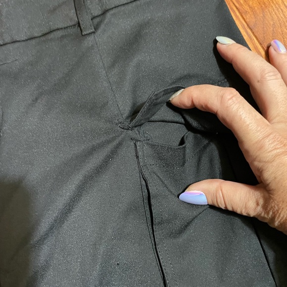 Black shorts - Picture 4 of 11